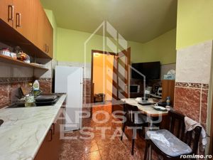 Apartament cu 2 camere, cu garaj si boxa,situat in zona Dambovita - imagine 6