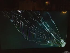 Dezmembrez tv Samsung ue50tu8072