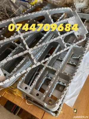 Grilaj ,scari, capote , aparatori pentru JCB - imagine 8