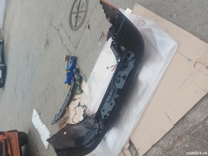 Spoiler și element aripa spate Arkana RS Line  - imagine 2