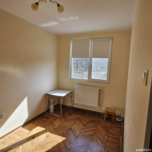 Vand apartament 3 camere etaj 1 langa Faleza - imagine 4