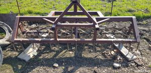 Grapa cu tavalug in tirant