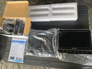 Pumpkin 10.1 Inch 1080P HD, DVD player, 2 Headphones, USB SD MMC HDMI