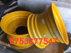 Genti jcb 3cx 4cx in STOC !!!