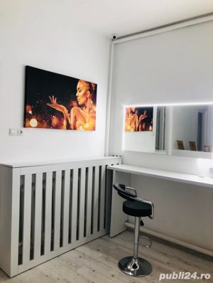 De vanzare masa de machiaj - imagine 3