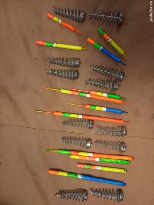 Momitoare, cosulete, plute fixe si culisante facute manual 