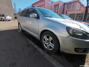 Volkswagen Golf VI   6 Variant Comfortline 1.6 TDI - imagine 8