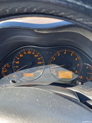 Vând Toyota Avensis 1,8 vvt-i - imagine 6