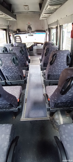 Inchiriez inchirieri microbuz 19 locuri si autobuz 29 locuri transport persoane  - imagine 5