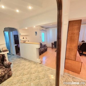 De vanzare apartament 4 camere 85.000 euro - imagine 12