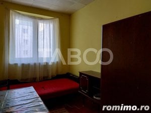 Apartament de inchirat 3 camere decomandate etaj 2 Piata Noua Cisnadie - imagine 9