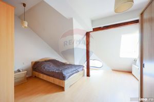 Apartament cu 3 camere de vânzare, Ultracentral Palatul Fuchsl - imagine 4