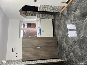 Vand apartament la curte - imagine 7