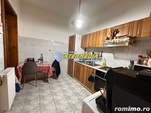 Casa tip Duplex D+P+E de vanzare Alba Iulia Zona Mall cu 1000 mp teren piscina mobilata si utilata - imagine 10