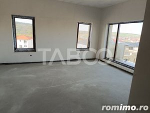 Casa cu vedere la munte 5 camere 3 bai 175 mpu Cisnadie  - imagine 7