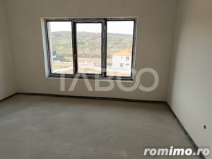 Casa de vanzare cu vedere la munte 5 camere 3 bai 175 mpu Cisnadie  - imagine 15