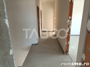 Casa cu vedere la munte 5 camere 3 bai 175 mpu Cisnadie  - imagine 13