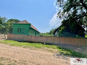 Vanzare casa veche in Ohaba -1400 mp teren  - imagine 7