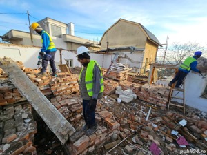 Executam demolari cu miniexcavator, buldoexcavator si basculabile de 3.5 tone - imagine 3