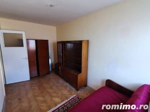 Apartament 3 camere, decomandat, etaj 1, zona centrala - imagine 1