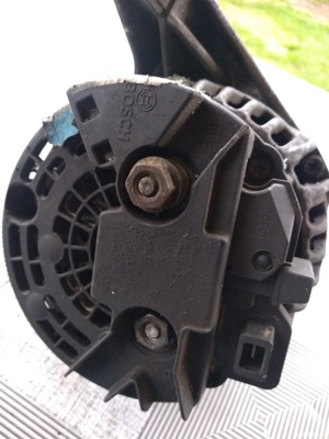 alternator Volvo S60 2.4diesel 2005 - imagine 2