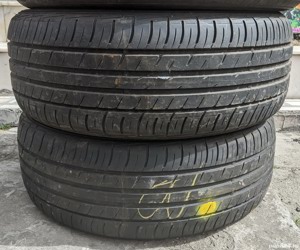2 anvelope vara 215/55/17 Falken