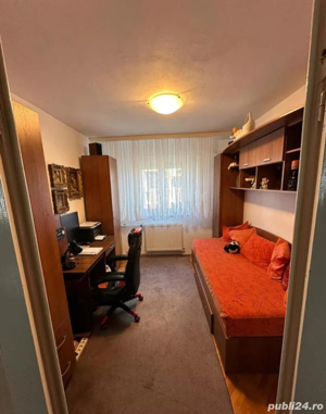 De vânzare apartament 4 camere centru  Piața Mărăști -  - imagine 10