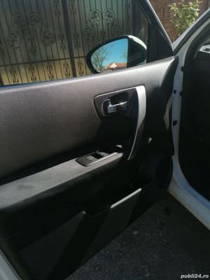 Nisan qashqai 2,0 - imagine 3 Nisan qashqai 2,0 - imagine 3