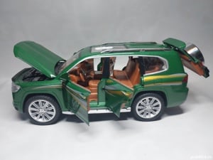 Macheta Toyota Land Cruiser 1.24