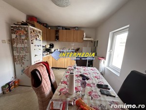 Vanzare Casa P cu 2 - 3 camere Alba Iulia Zona HCC la asfalt si 1176 mp Teren - imagine 9