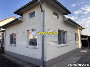 Vanzare Casa P cu 2 - 3 camere Alba Iulia Zona HCC la asfalt si 1176 mp Teren - imagine 6