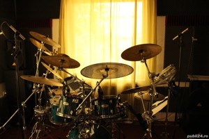 Cursuri pentru pasionatii de tobe, percutie-prima lectie GRATUITA - imagine 2