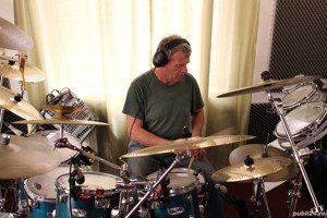 Cursuri pentru pasionatii de tobe, percutie-prima lectie GRATUITA - imagine 3