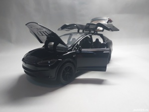 Macheta metal Tesla Negru 1.32