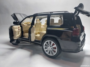 Macheta Toyota LandCruiser s 1.24