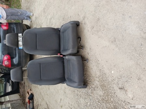 scaun auto - imagine 4