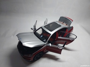 Macheta BMW seria 7 Bicolor s1.24 - imagine 3