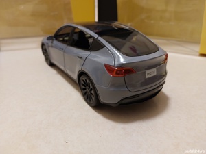 Macheta metal Tesla Model Y