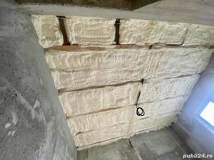 Izolari case poduri mansarde fundatii tavane spuma poliuretanica - imagine 2