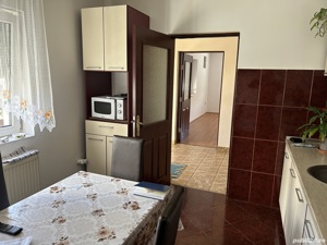 Vand vila noua finalizata P+M,in Vladimirescu in centru,intre case,st.650 mp. - imagine 11