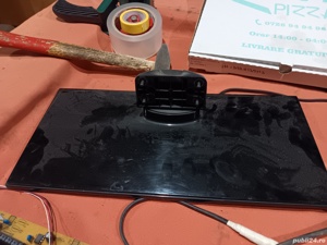 talpa picior de pe tv Telefunken t32tx182lbps