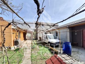 Casa “la gri” cu gradina, zona Calea Aurel Vlaicu - Bujac - imagine 10