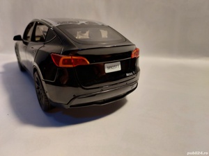 Macheta Tesla Model y negru 1.24 - imagine 4
