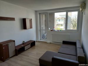 ofer spre inchiriere apartament 2 camere,etaj 4,zona Centru