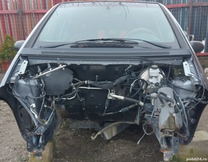 Dezmembrez Mercedes a class,  A140,  cutie semiautomata - imagine 3