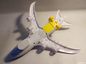 Avion Muzical Led Lumina Mecanism BATERII 