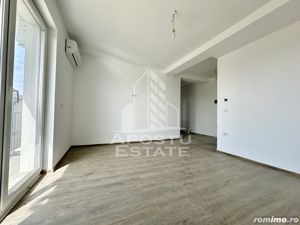 Apartament cu 2 camere, decomandat, situat in vatra satului - imagine 4