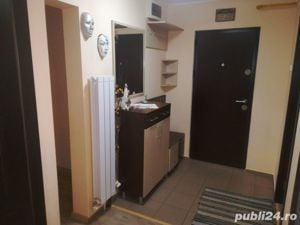 Închiriez apartament cu 2 camere - imagine 2