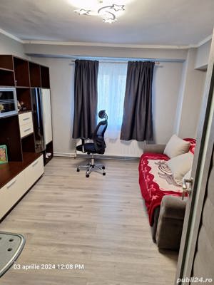 Proprietar vând apartament. - imagine 3