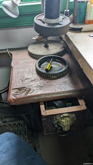 Masina de cusut Singer manuala - imagine 5